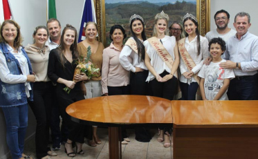 Rainha da 15ª Festa da Gastronomia Típica Italiana é empossada em Nova Veneza