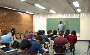 Estudantes poderão renovar o Fies até o dia 23