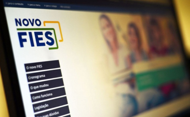 Prazo para renovar Fies termina nesse sábado