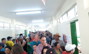 Saiba como foi a primeira hora do voto no Sul de SC