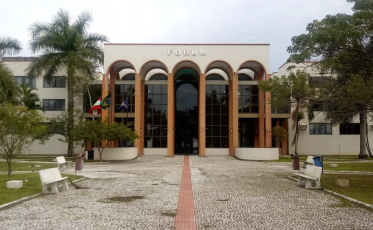 Homem é condenado a 49 anos de prisão por morte de criança