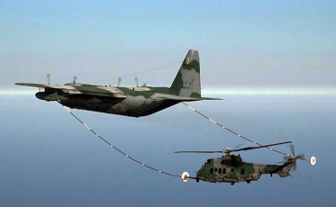 Brasil será 1º país da América do Sul a reabastecer helicóptero em voo