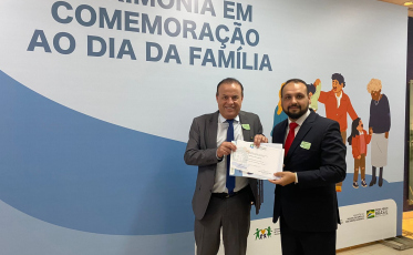 Forquilhinha recebe Selo Município Amigo da Família em Brasília 