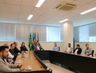 Acic recebe empresas associadas