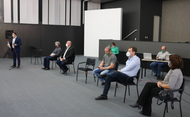 Permitir ou não a volta de missas e cultos também está em debate