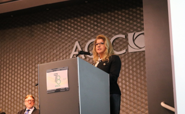 Em celebração ao aniversário, Núcleo da Mulher presta homenagem a empreendedoras