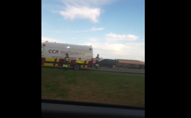 Acidente envolvendo cinco veículos deixa trânsito lento na BR-101