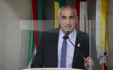 Câmara de Vereadores aprova por unanimidade homenagem a Rádio Som Maior 