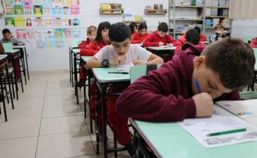 Segunda fase do Prêmio Acic de Matemática mobiliza quase 1,2 mil alunos