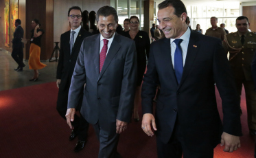 Governador participa da abertura dos trabalhos na Alesc
