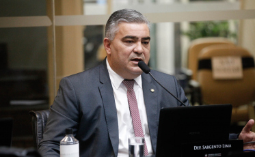 Parlamentar tenta revogar título de cidadão catarinense ao ex-presidente Lula