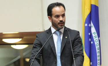 Justiça derruba liminar que impedia a nomeação de Filipe Mello