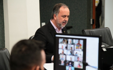 Frente parlamentar receberá dúvidas sobre mortes por Covid-19