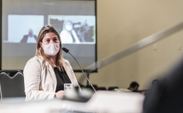 Respiradores: “Secretário tem autonomia para autorizar a compra”, diz técnica