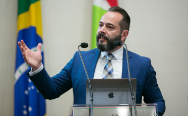 Do sonho de ser professor à chefia do Ministério Público. As histórias de Fernando Comin no Nomes & Marcas