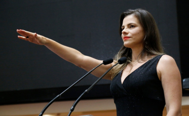 Alesc aprova Moção pela morte de ex-vereadora Tati Teixeira