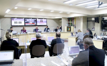 Câmara tem até o dia 3 de julho para apreciar contas do ex-prefeito Márcio Búrigo