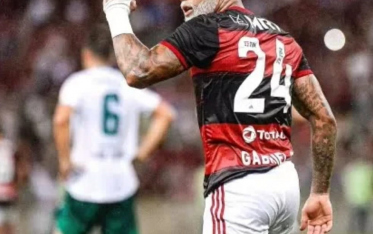 Flamengo é denunciado por prática homofóbica por não usar a camisa 24 na Copa SP de Jr.
