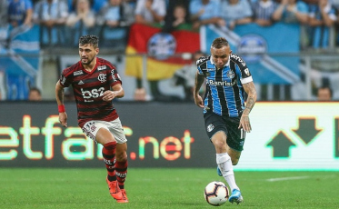 Flamengo ou Grêmio? Quem vai decidir a Libertadores?