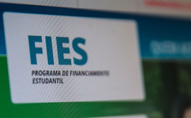 FNDE prorroga prazo para renovação de contratos do Fies