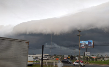 Ouvintes registram a chegada da tempestade