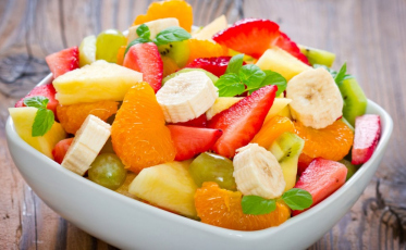 Verão com lanches saudáveis para a garotada à beira mar