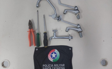 Homem é preso furtando torneiras no bairro Próspera