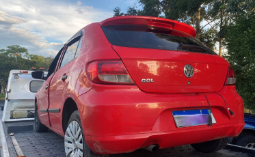 Após furtarem televisores e motosserras, dois homens são presos em Criciúma