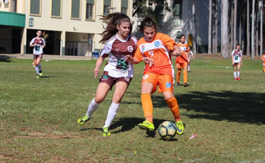 Moleque Bom de Bola reúne equipes no complexo esportivo da Satc