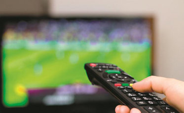 Domingo de muito futebol nas telinhas