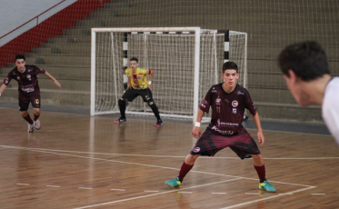 Futsal Sub-17 de Criciúma recebe Rio do Sul para definir semifinalista do Campeonato Estadual