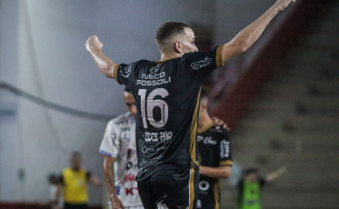 Criciúma Futsal goleia fora de casa e assume liderança do Catarinense
