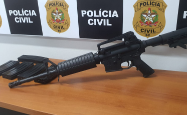 Prefeitura doa carabina para a Polícia Civil de Forquilhinha