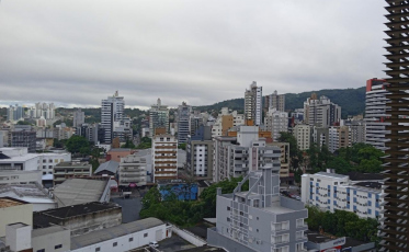 Tempo nublado e com previsão de chuva para esta quinta-feira em Criciúma