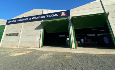 Salvaro inaugura Centro de Processamento de Resíduos Sólidos