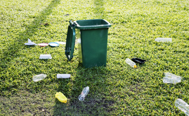 [Áudio] Projeto de lei em Santa Catarina prevê multas para quem jogar lixo em vias públicas