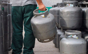 Polícia de Içara investiga a venda ilegal de gás de cozinha