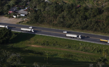 400 mil litros de combustível chegam às 20h30