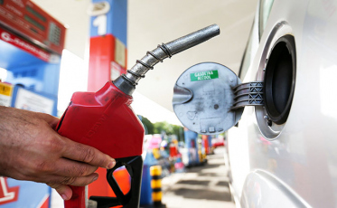 Preço da gasolina aumentou pela 5ª vez em 2021