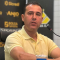Nenhuma proposta do Inter e treinadores oferecidos: Gasparino fala sobre futuro de Baptista
