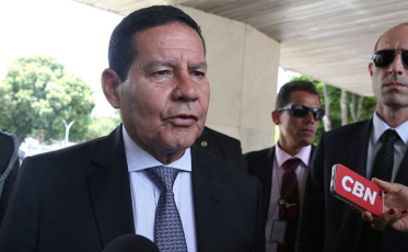 Mourão assume Presidência durante recuperação de Bolsonaro
