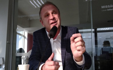 “O mais correto para Bolsonaro é manter a neutralidade”