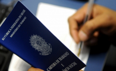 Amrec perdeu mais de 3,2 mil vagas de emprego entre março e abril