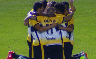 Criciúma vacila e só empata com o Oeste jogando no Heriberto Hülse