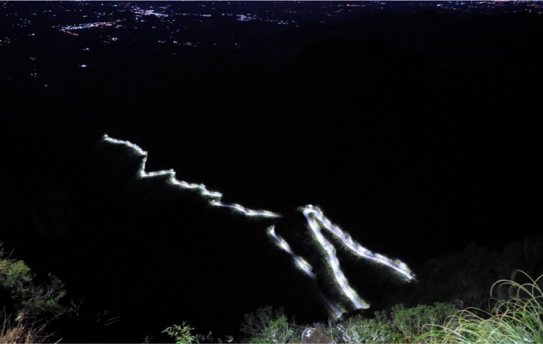 Desafio noturno leva 500 corredores à Serra do Rio do Rastro