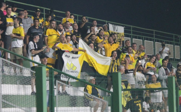 Vale liderança! Saiba onde assistir Goiás e Criciúma ao vivo pela Série B