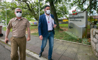 Governador é notificado do segundo processo de impeachment