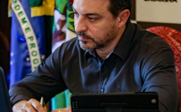 Moisés solicita estudo para implantação de auxílio emergencial no estado