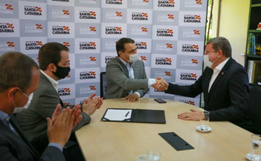 Buligon toma posse na Secretaria do Desenvolvimento Econômico Sustentável