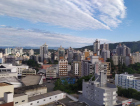 Quinta-feira com sol entre nuvens em Criciúma e região